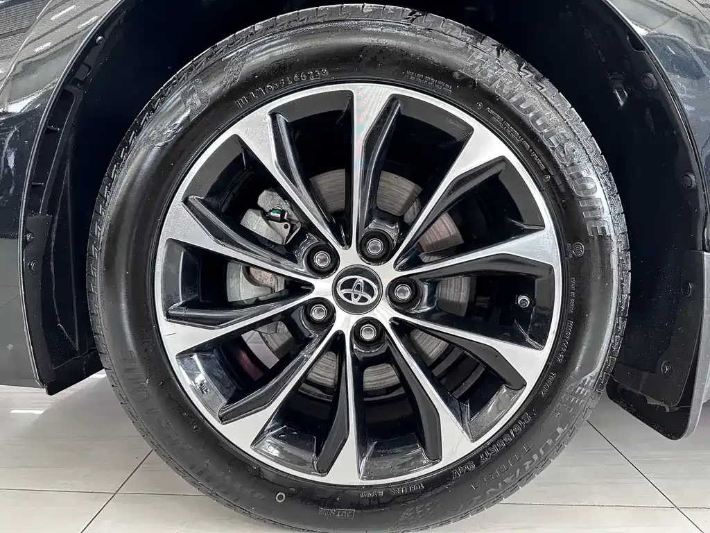 Toyota Avalon 2024 из CN, фото 7