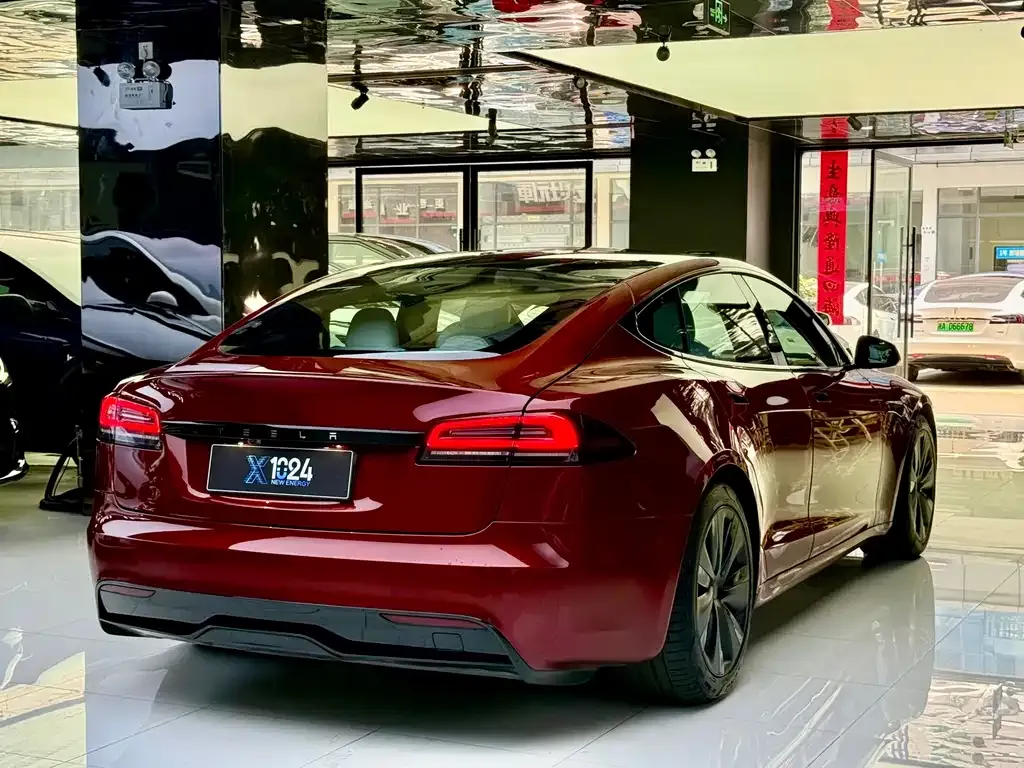 Tesla Model S 2024 из CN, фото 3