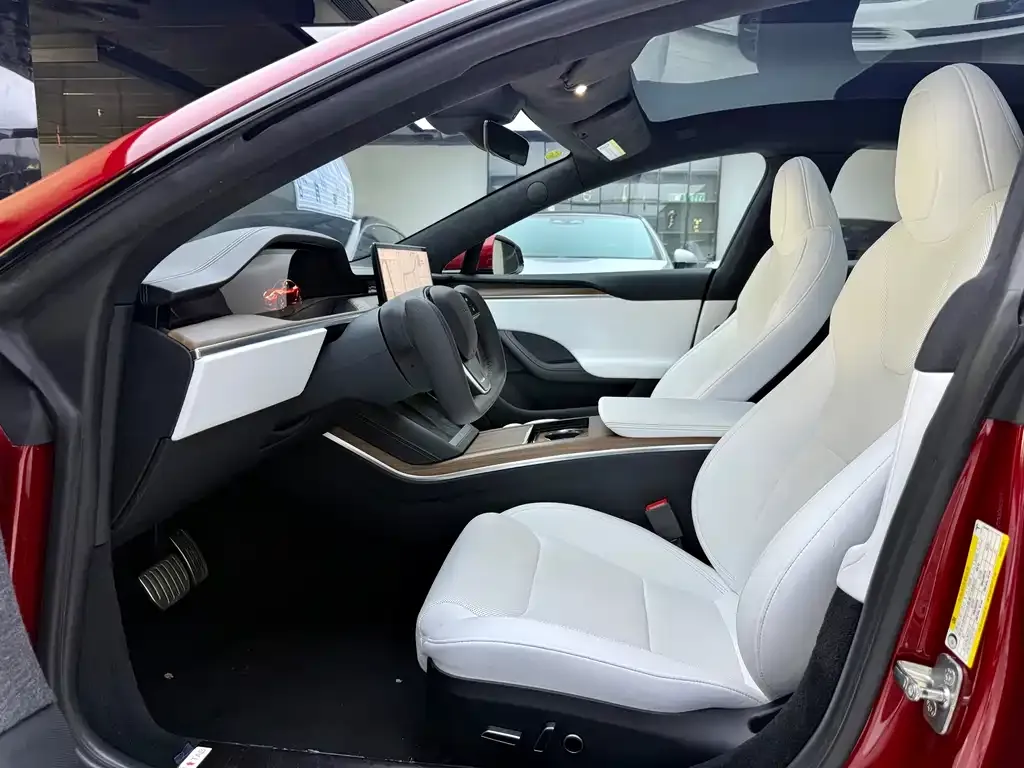 Tesla Model S 2024 из CN, фото 4