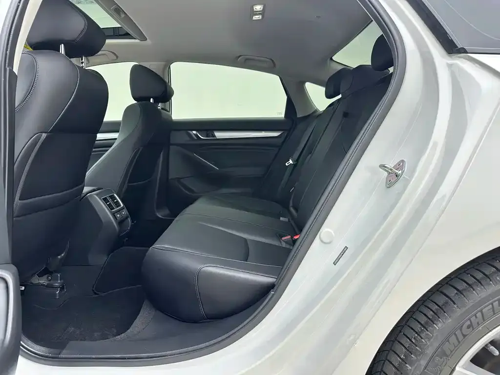 Honda Accord 2023 из CN, фото 6
