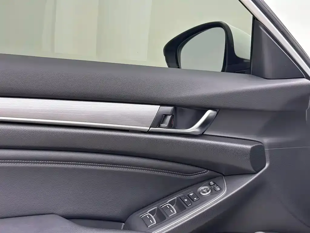 Honda Accord 2023 из CN, фото 7