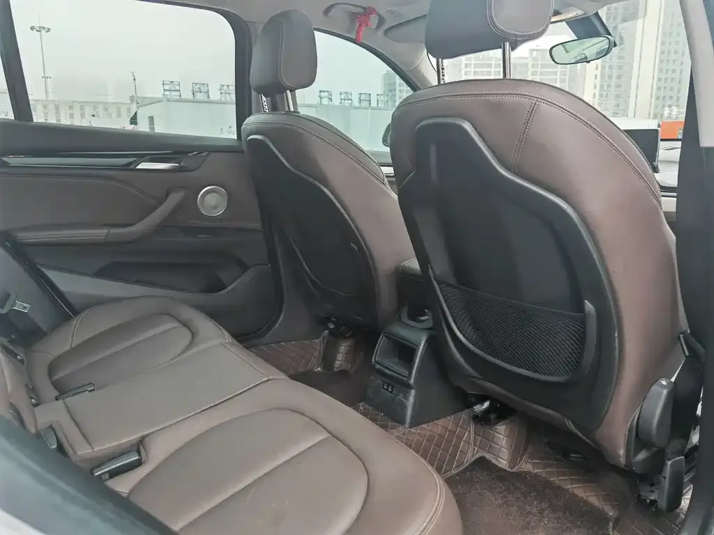 BMW X1 2023 из CN, фото 6