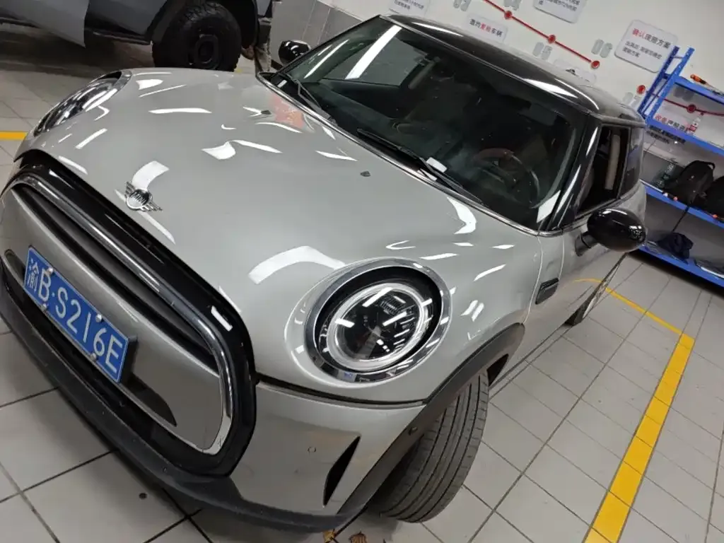 MINI Cooper (3-door) 2023 из CN, фото 1