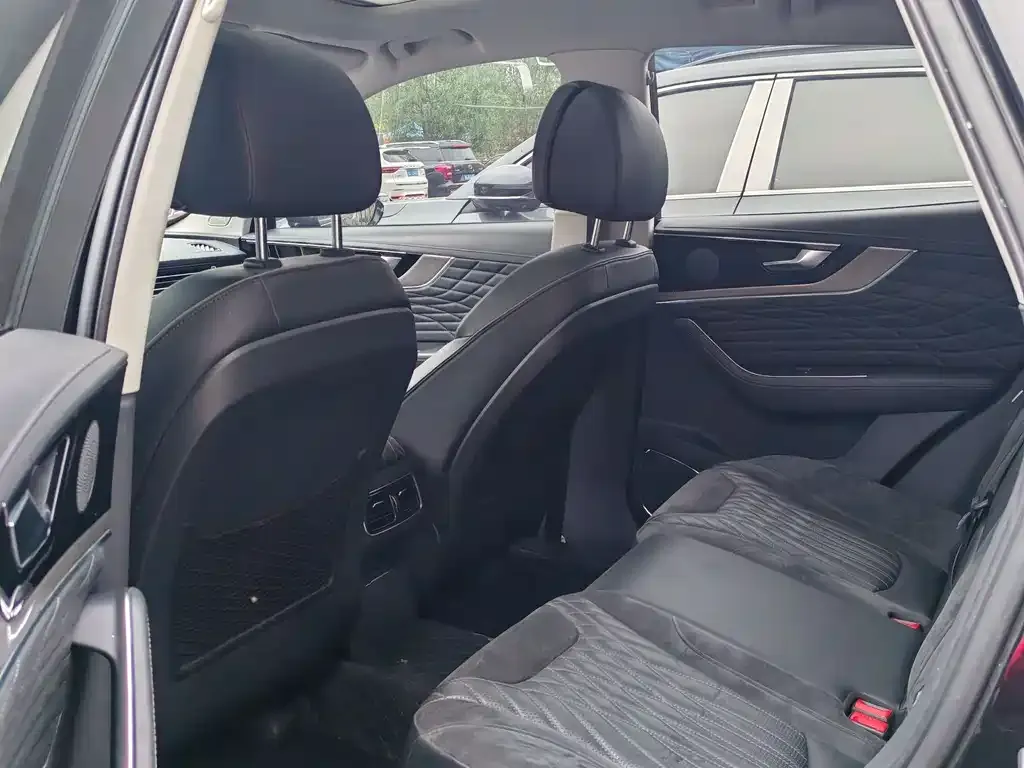 Hongqi HS5 2022 из CN, фото 6