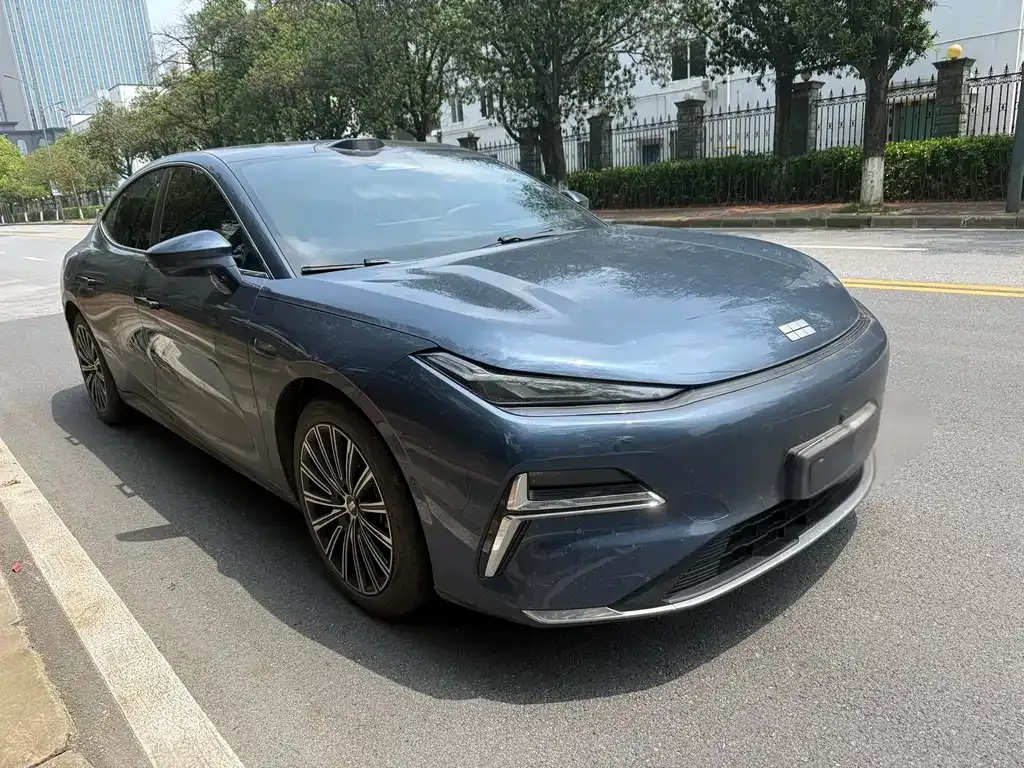 Geely Galaxy Xingyao 8 2025 из CN, фото 9
