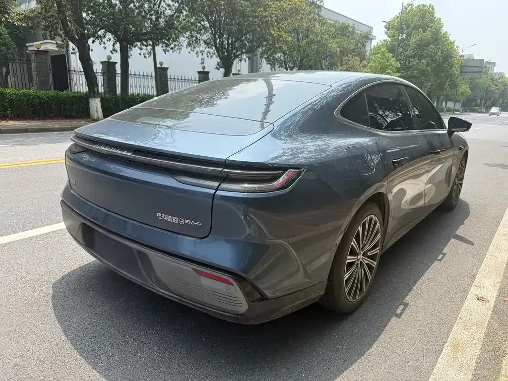 Geely Galaxy Xingyao 8 2025 из CN, фото 6