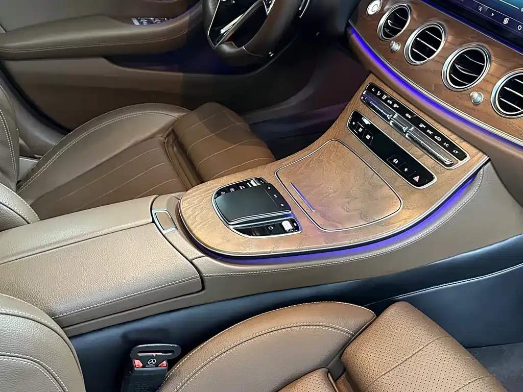 Mercedes-Benz E-Class 2021 из CN, фото 9