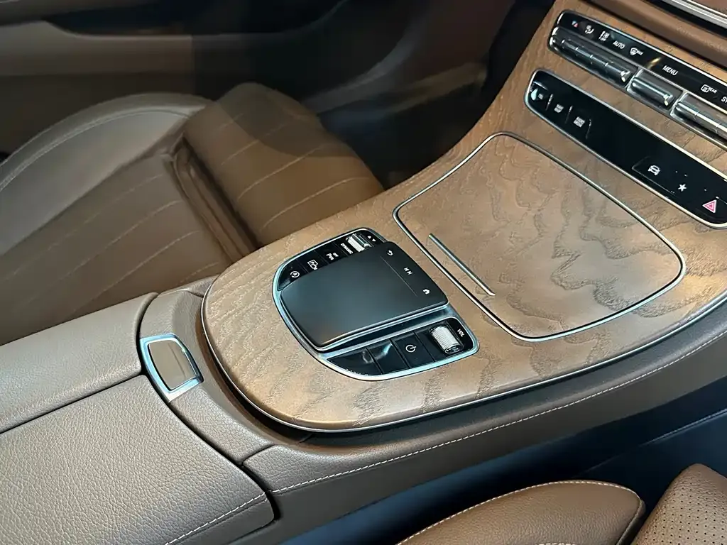 Mercedes-Benz E-Class 2021 из CN, фото 6