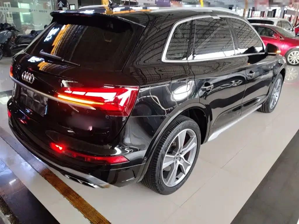 Audi Q5L 2023 из CN, фото 5