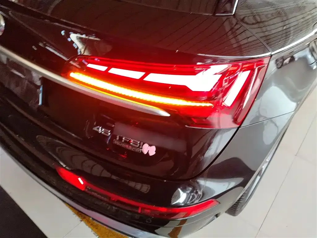 Audi Q5L 2023 из CN, фото 8