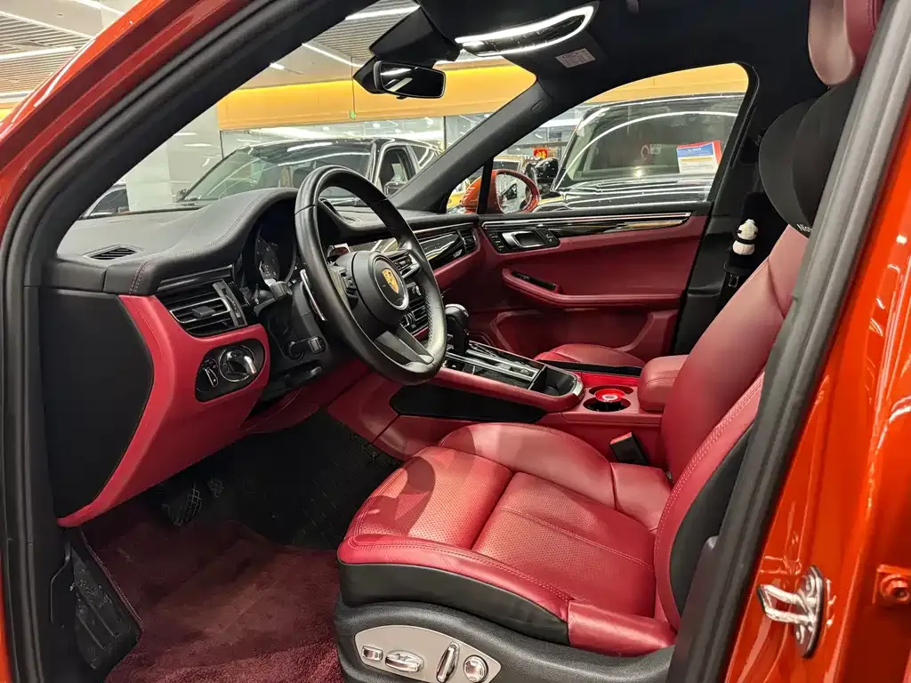 Porsche Macan 2023 из CN, фото 3