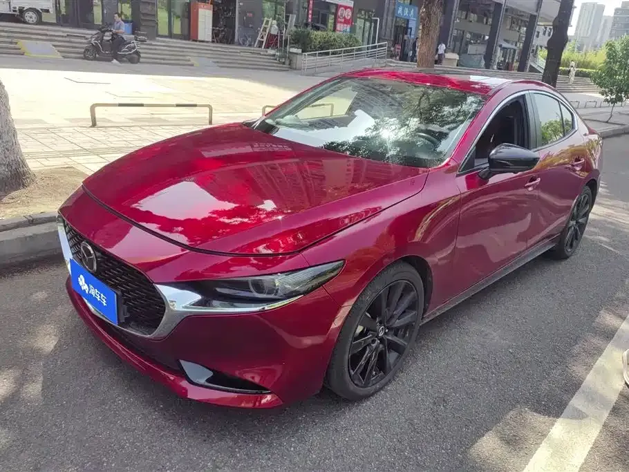 Mazda 3 Axela 2023 из CN, фото 1