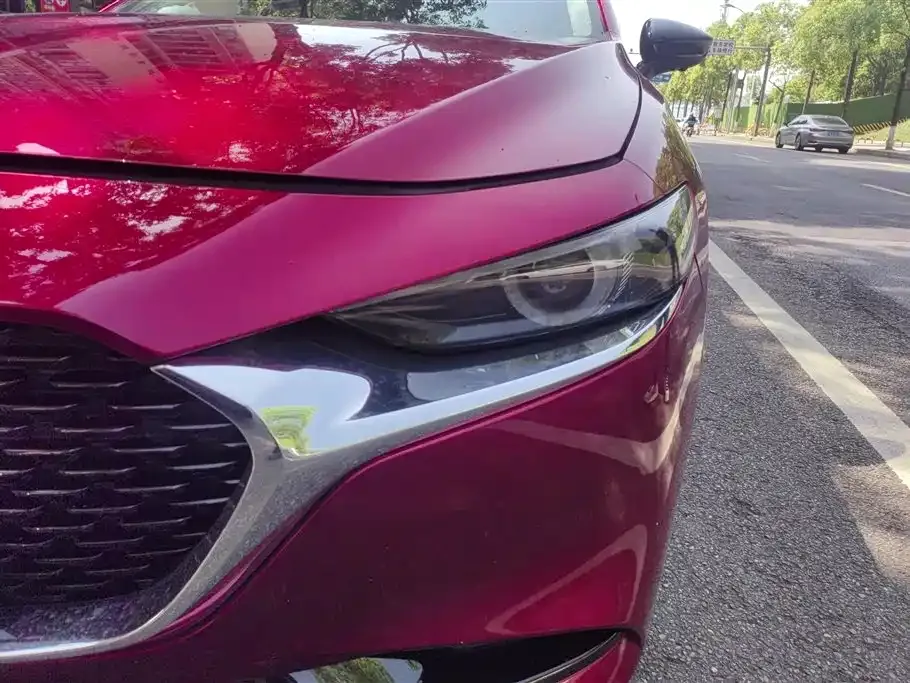 Mazda 3 Axela 2023 из CN, фото 5