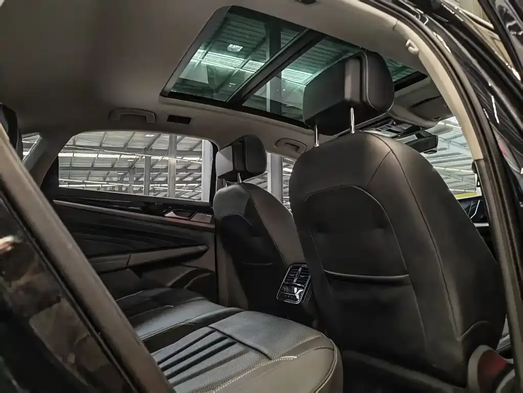Volkswagen Passat — фото 4