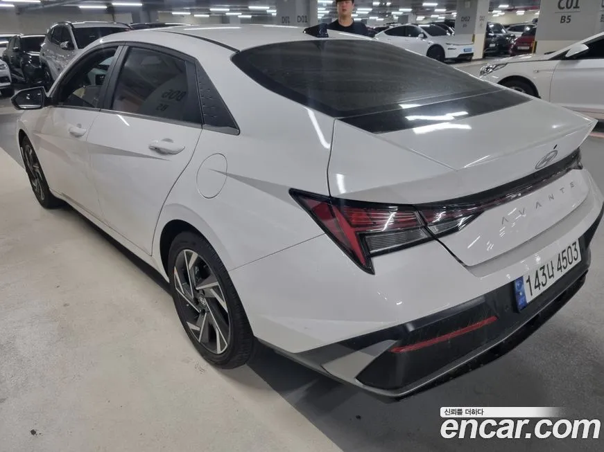 Hyundai AVANTE — фото 9