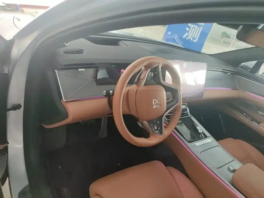 BYD Han L 2025 из CN, фото 2