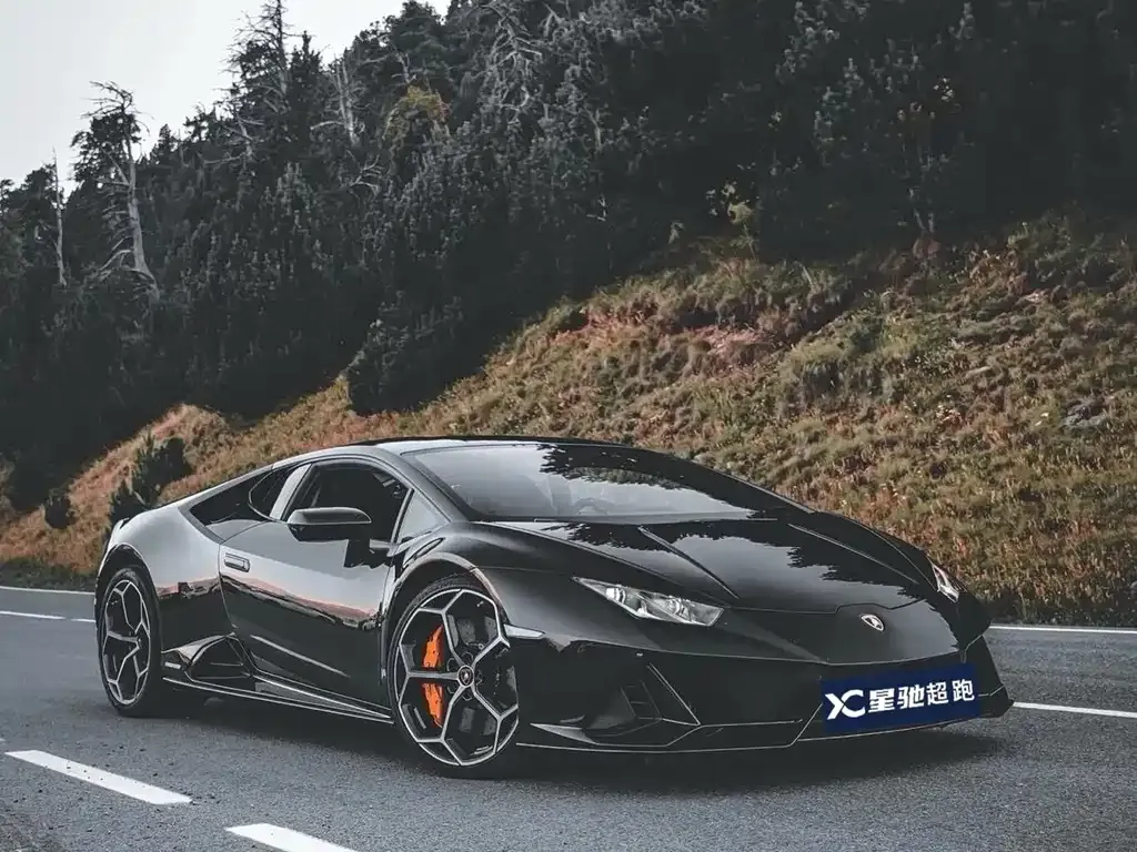 Lamborghini Huracan — фото 1