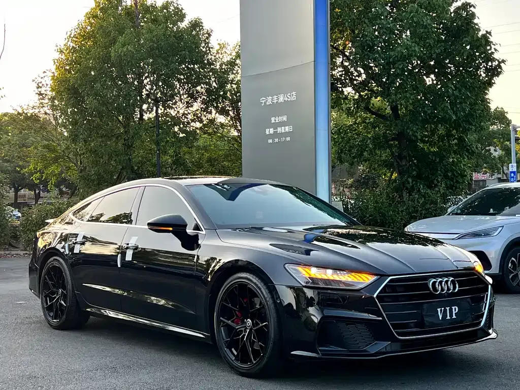 Audi A7 2023 из CN, фото 7
