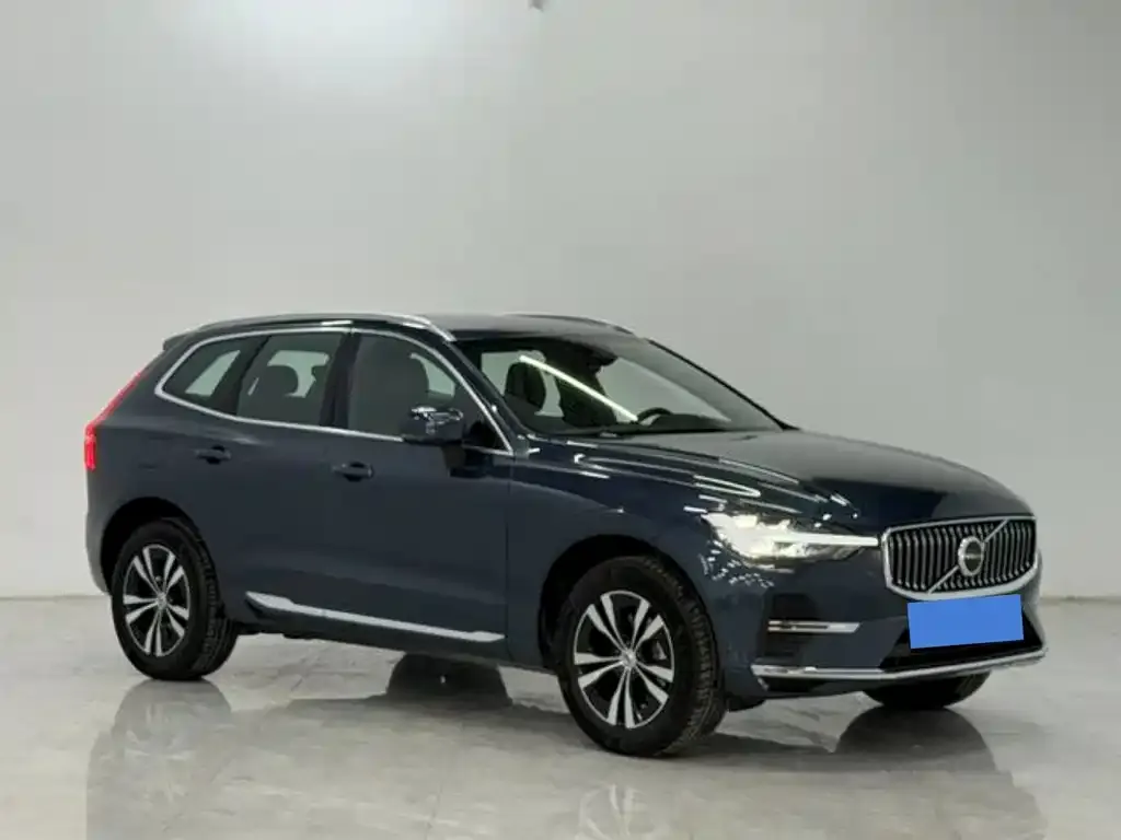Volvo XC60 — фото 6