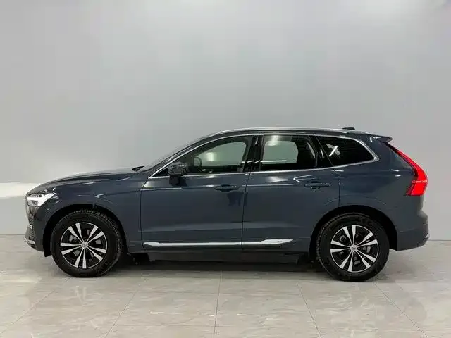 Volvo XC60 — фото 2