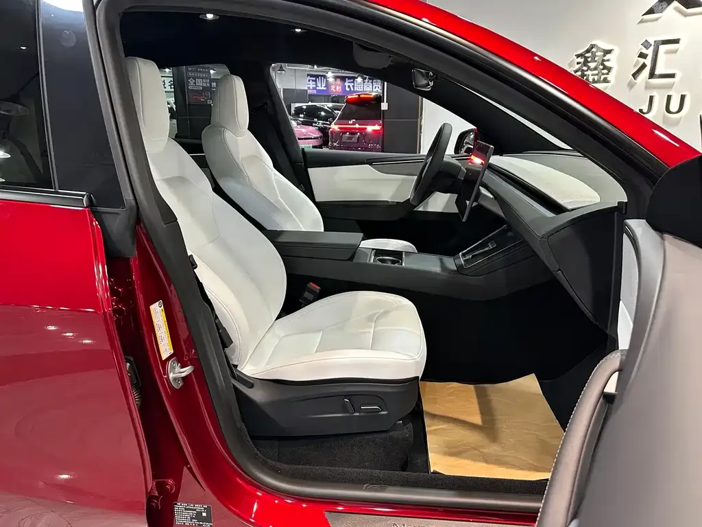 Tesla Model Y 2026 из CN, фото 3
