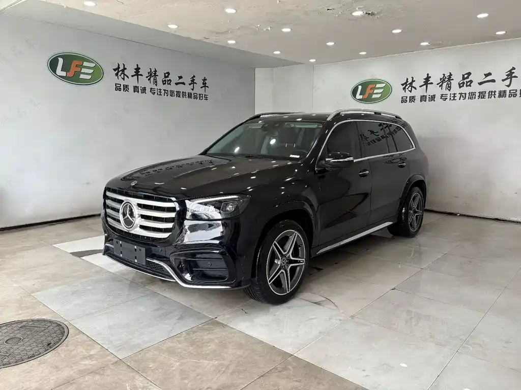 Mercedes-Benz GLS — фото 1