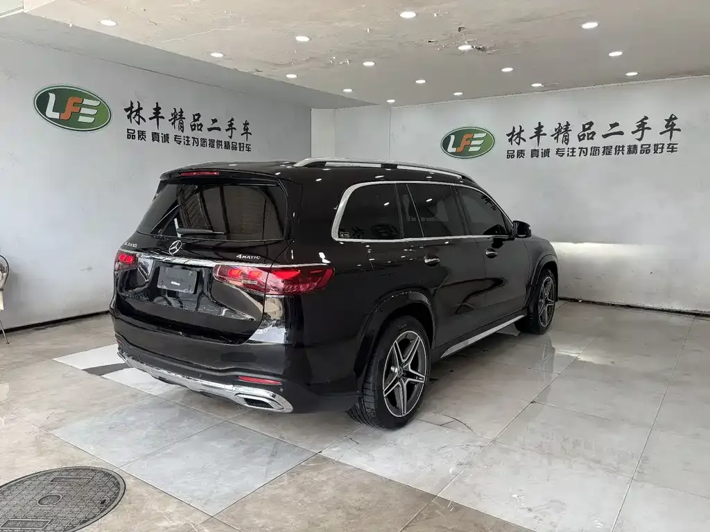 Mercedes-Benz GLS — фото 9