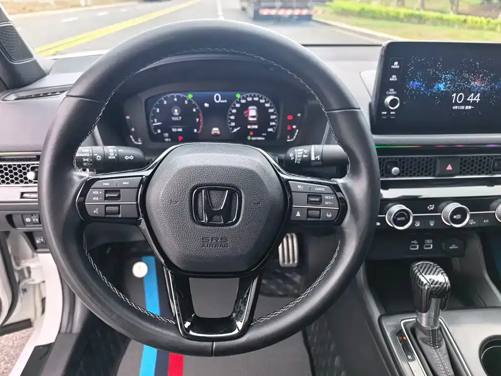 Honda Civic — фото 5