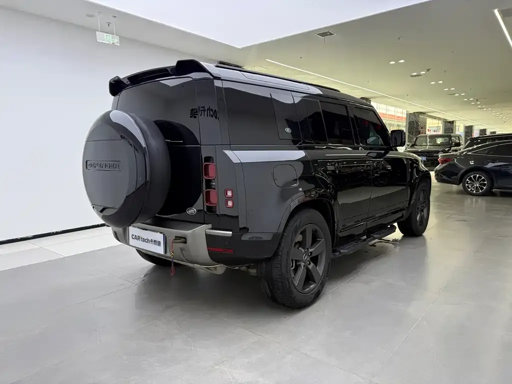 Land Rover Defender — фото 2