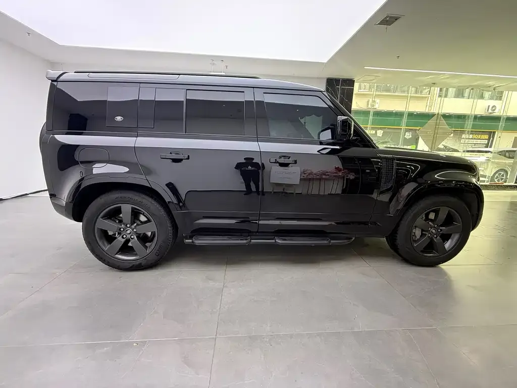 Land Rover Defender — фото 4