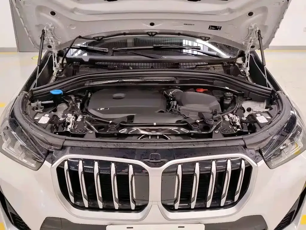 BMW X1 — фото 9