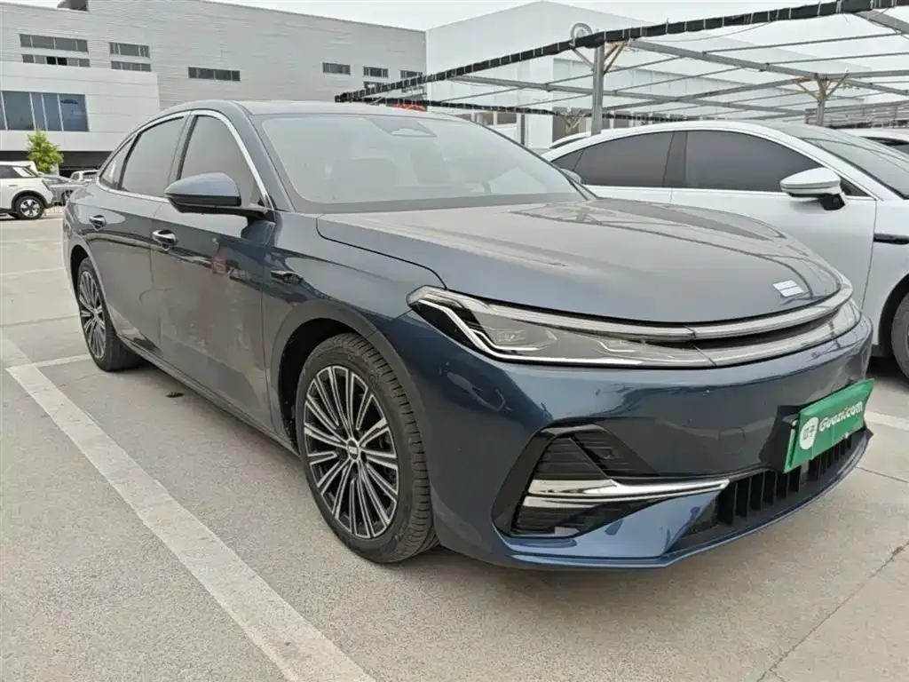 Geely Galaxy A7 2025 из CN, фото 8