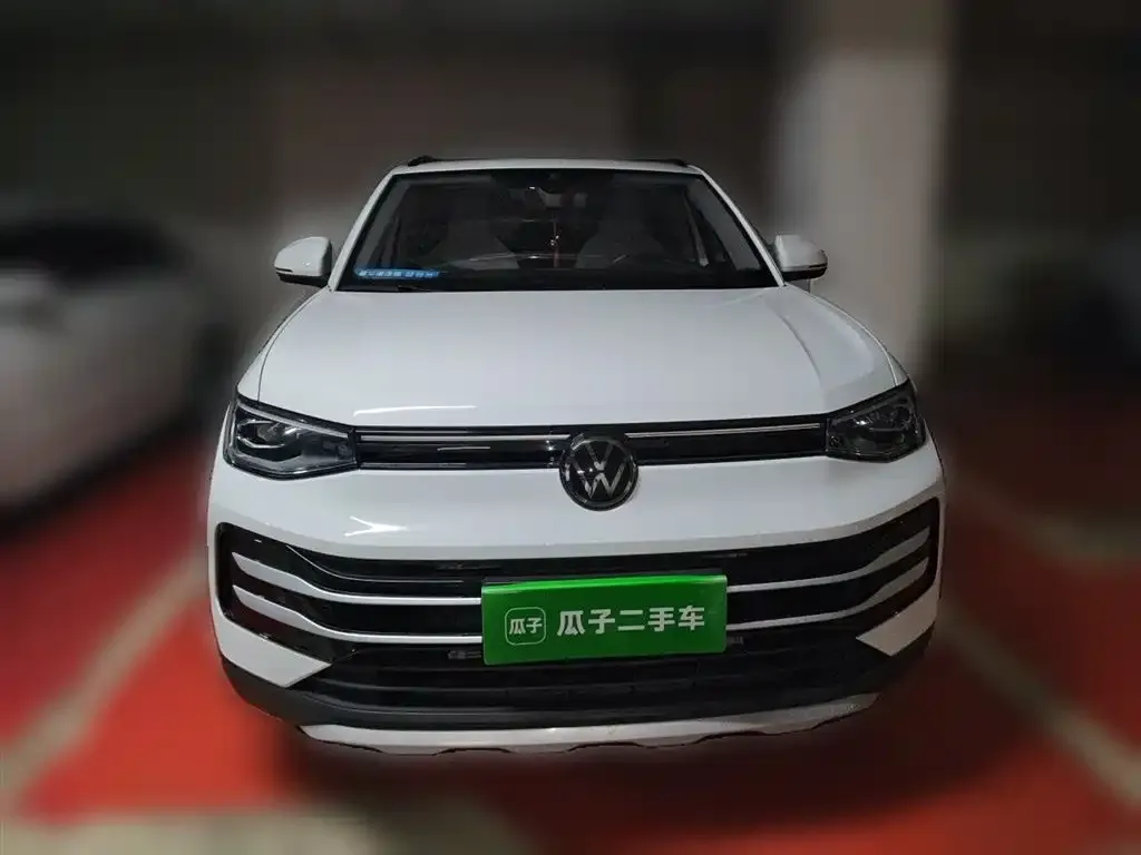 Volkswagen Tharu — фото 3