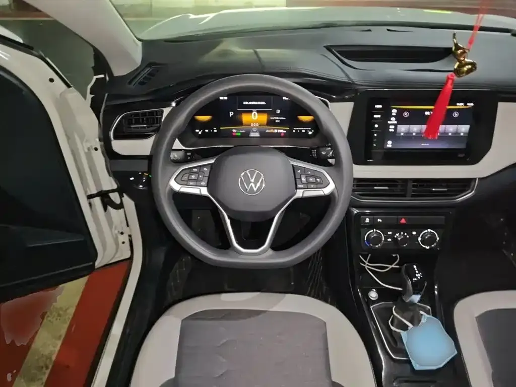 Volkswagen Tharu — фото 7