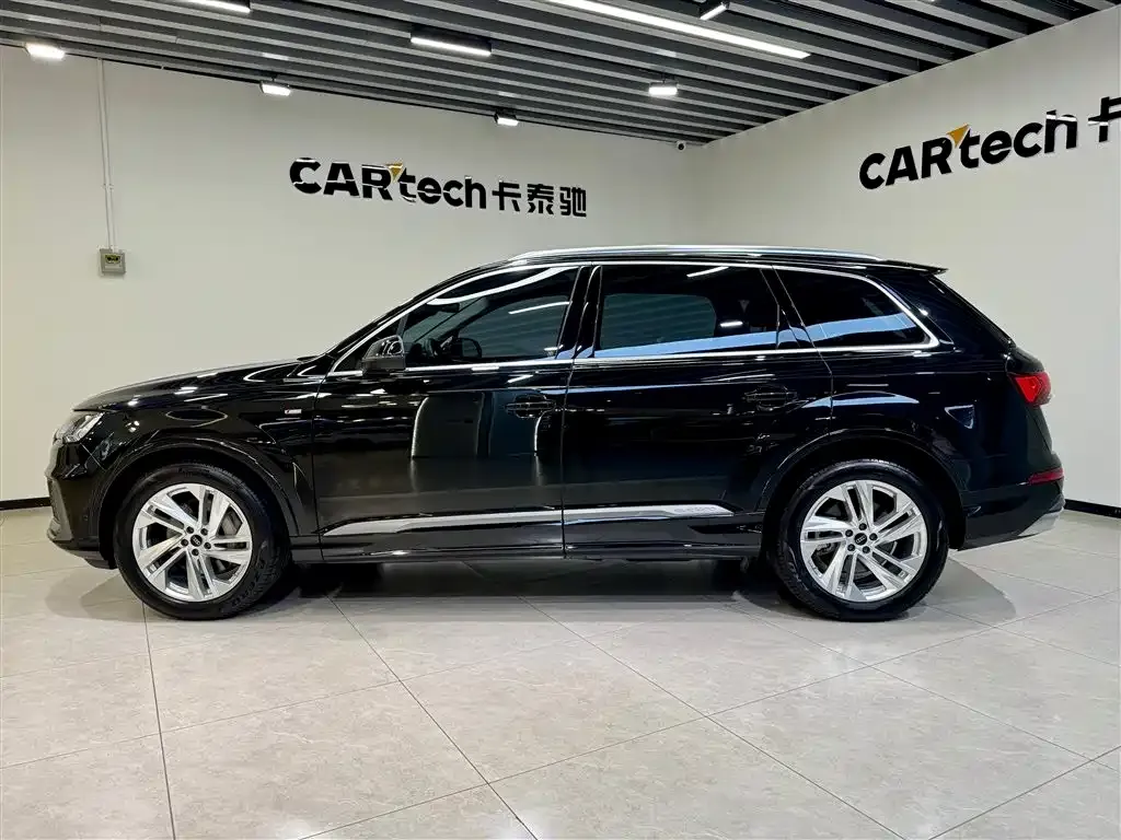 Audi Q7 — фото 3