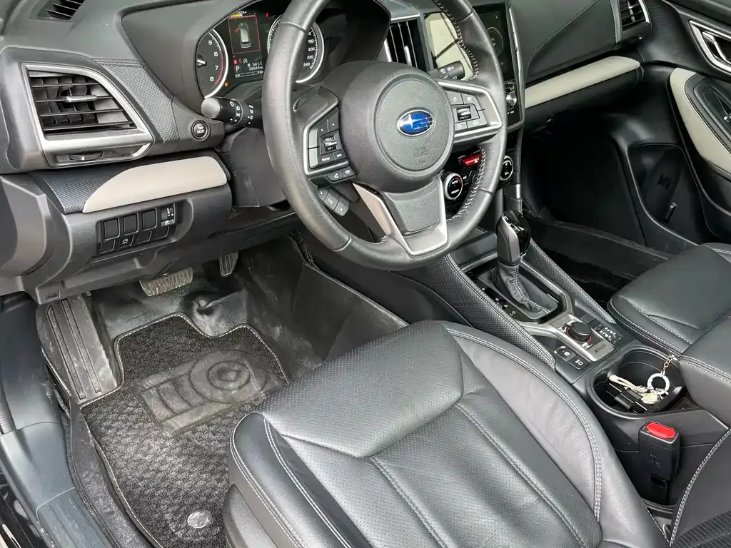 Subaru Forester 2023 из CN, фото 4
