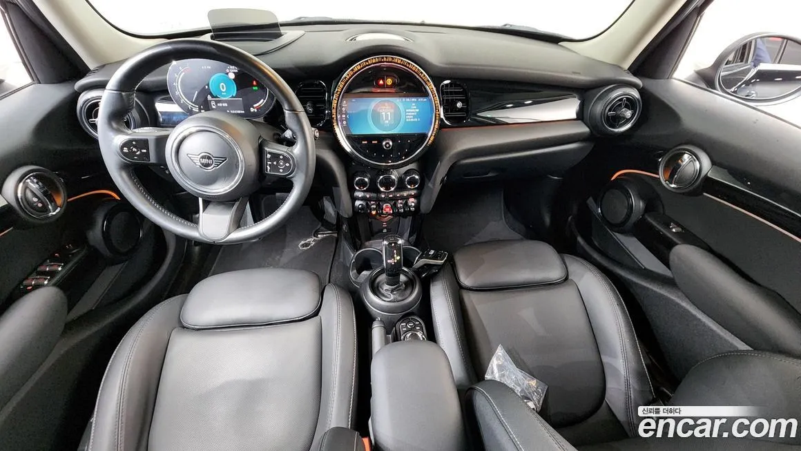 Mini Cooper 2023 из KR, фото 8