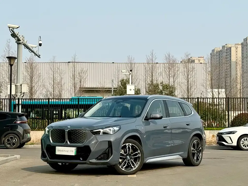 BMW iX1 2023 из CN, фото 4