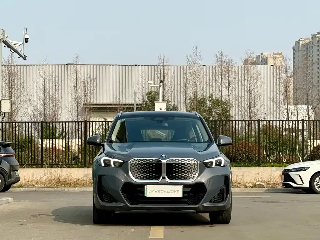 BMW iX1 2023 из CN, фото 9