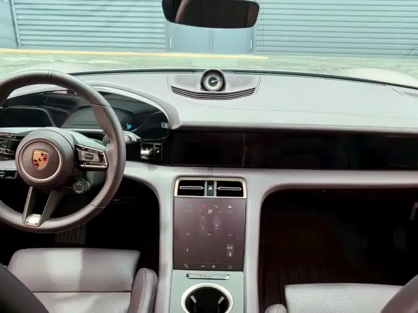 Porsche Taycan 2021 из CN, фото 8