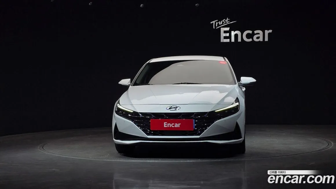 Hyundai AVANTE — фото 3