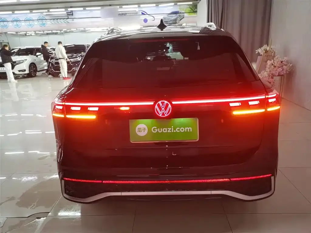Volkswagen Tiguan L 2024 из CN, фото 7