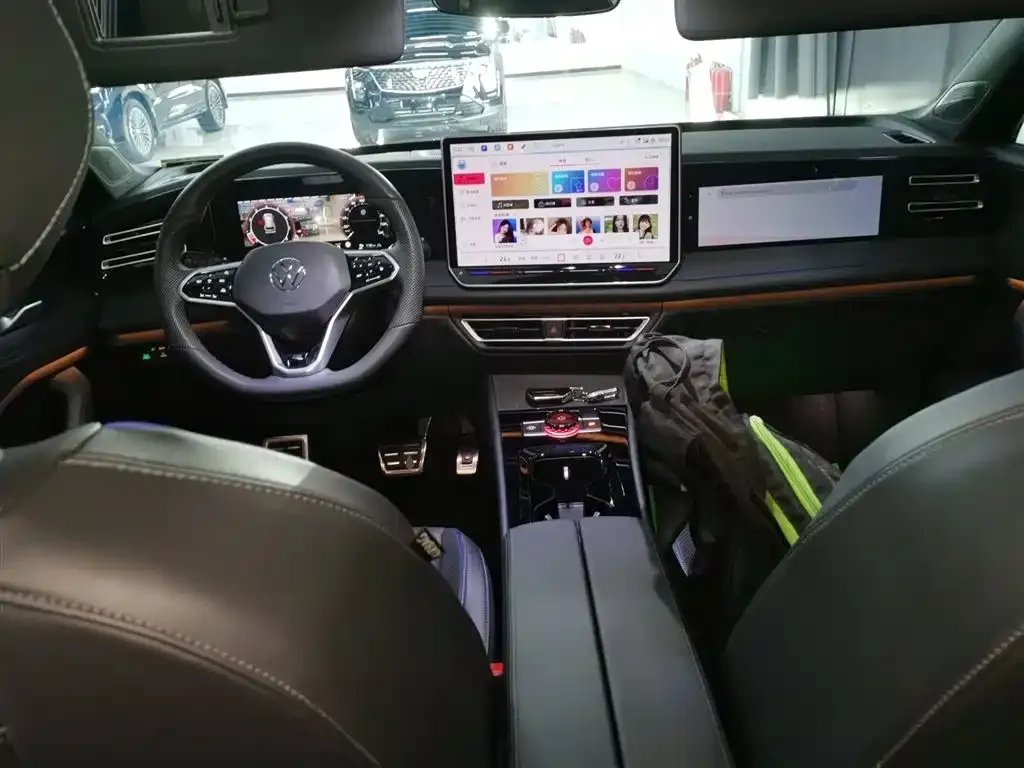 Volkswagen Tiguan L 2024 из CN, фото 2