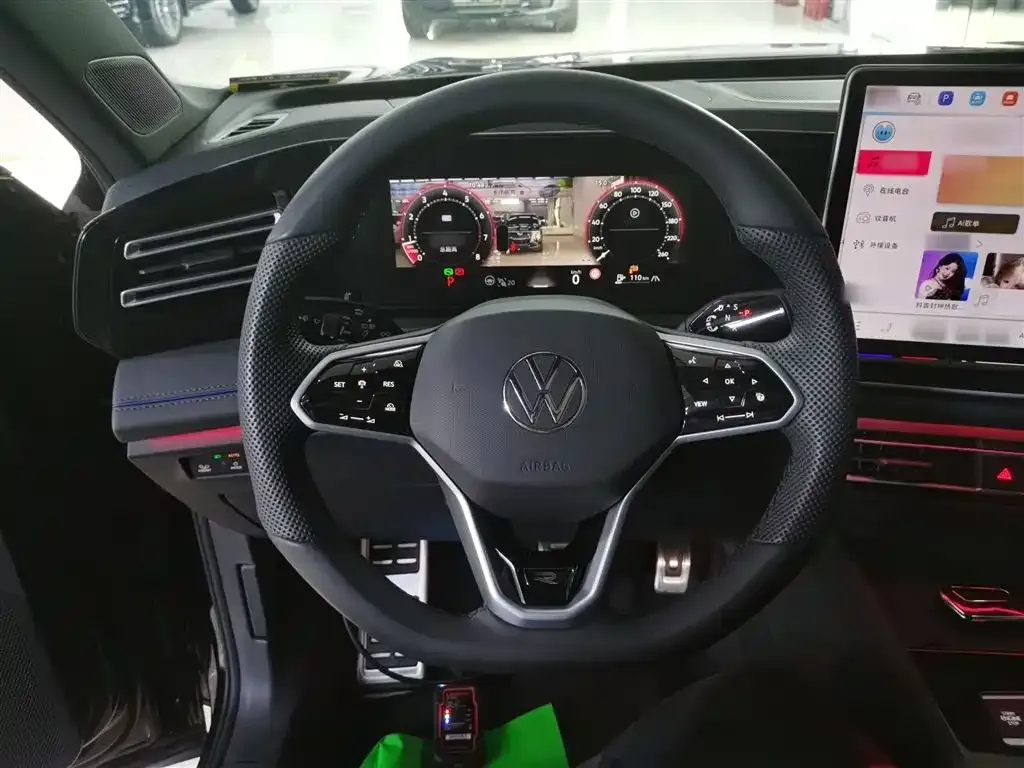 Volkswagen Tiguan L 2024 из CN, фото 8