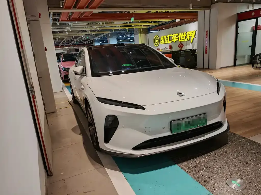NIO ET5T 2024 из CN, фото 2