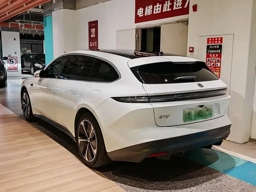 NIO ET5T 2024 из CN, фото 10