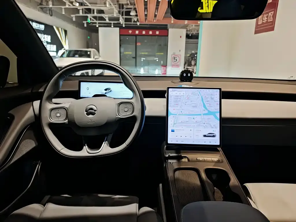 NIO ET5T 2024 из CN, фото 8