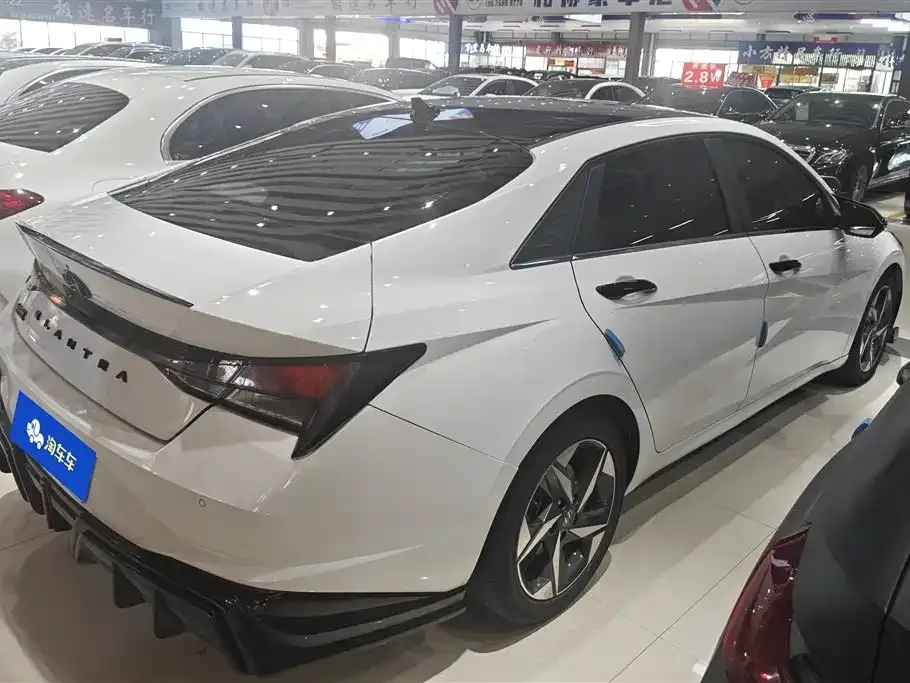 Hyundai Elantra 2023 из CN, фото 4