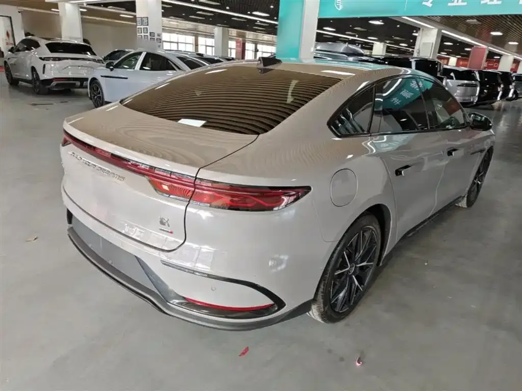 BYD Han 2025 из CN, фото 9