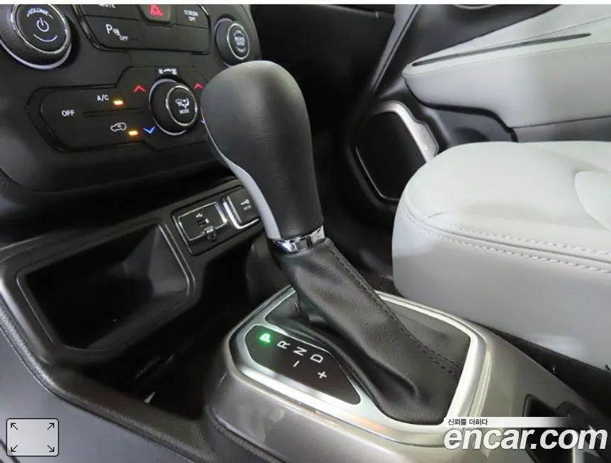 Jeep Renegade 2022 из KR, фото 6